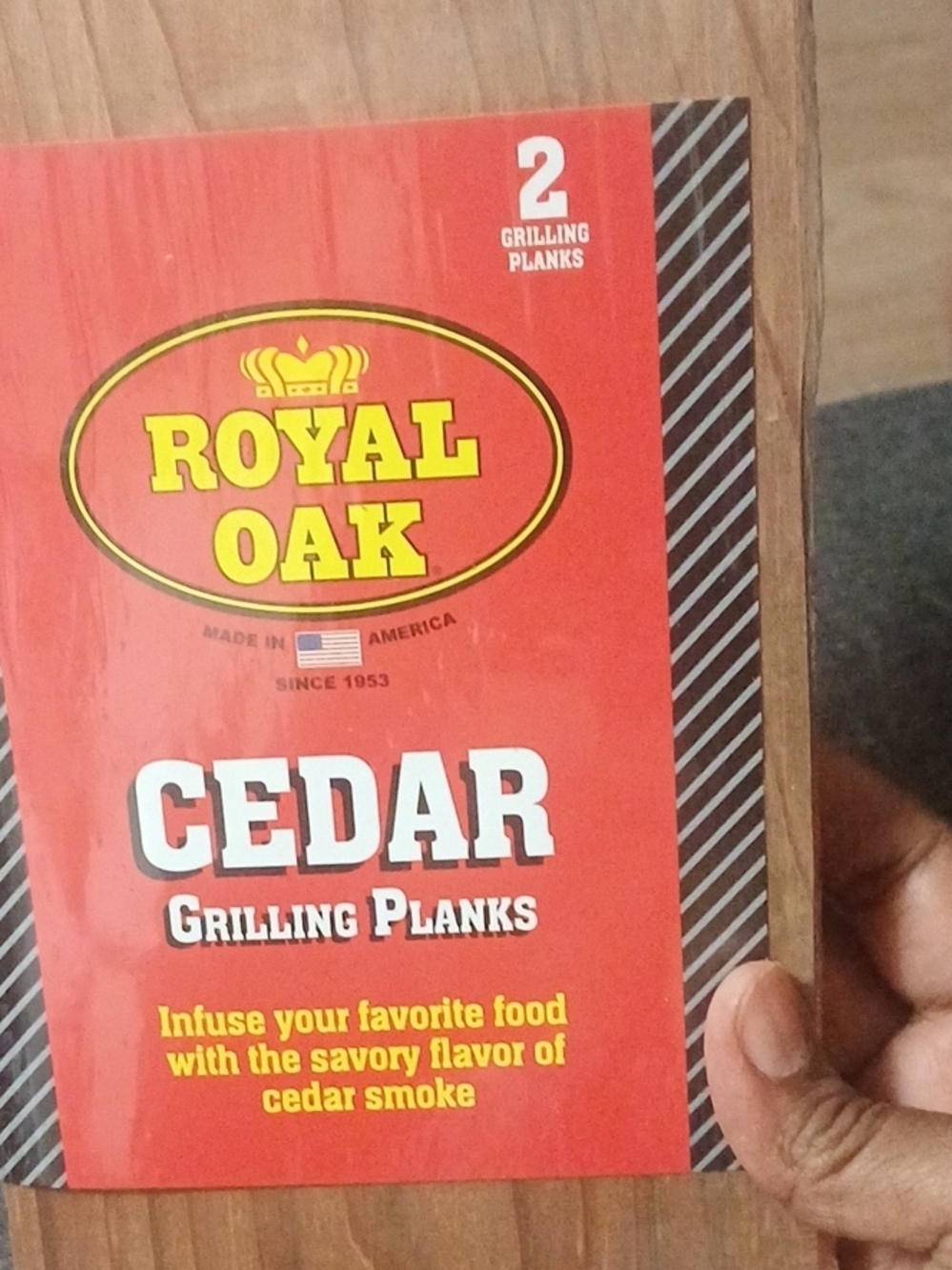 Cedar Grilling Planks - Red Packaging